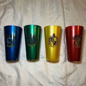 The Wizarding World of Harry Potter House (4) Plastic Cups Universal Studios